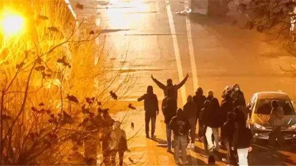 انفجار سيارة مفخخة قرب نقطة أمنية غربي طهران والتليفزيون الإيراني: عمل تخريبي نفذه خائنون