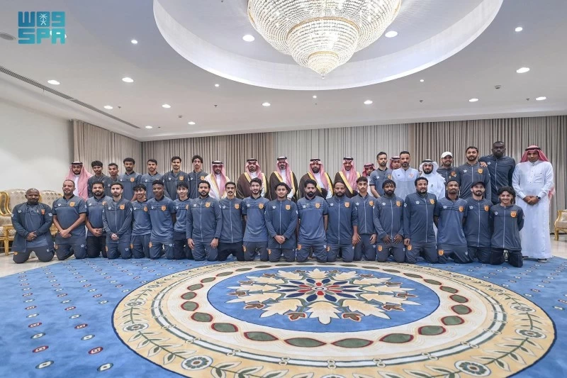 أمير جازان ونائبه يستقبلان نادي بيش بمناسبة صعوده لدوري الدرجة الثانية