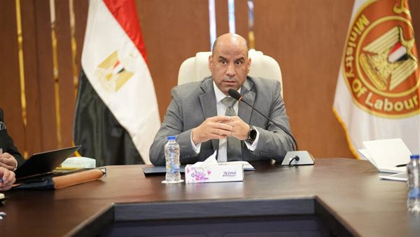 تحولات مرتقبة في سوق العمل، 4 ملفات على طاولة “الأعلى للتشاور الاجتماعي”