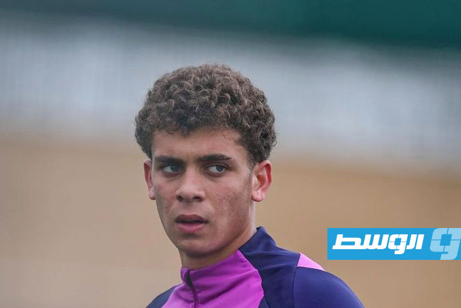 عقبات مالية وإدارية تعرقل الظهور الأول لحمزة عبدالكريم مع برشلونة