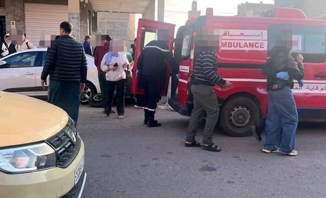 حادثة سير بين دراجة نارية و”بيكوب” تصيب أبا وابنته بجروح متفاوتة الخطورة بورزازات
