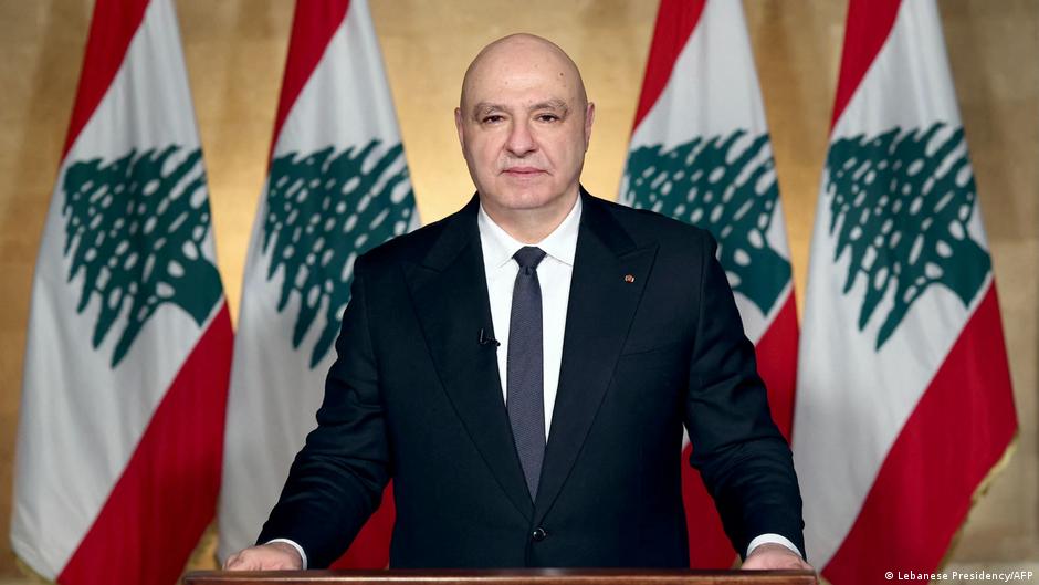 توتر سياسي في لبنان.. عون يفتح النار على إيران وحزب الله