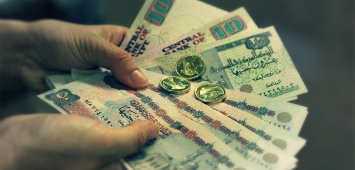 هل من نسي إخراج زكاة الفطر عليه كفارة؟