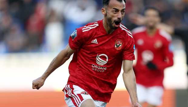 شرط الأهلي يمنع الزمالك من التعاقد مع أحمد عبدالقادر