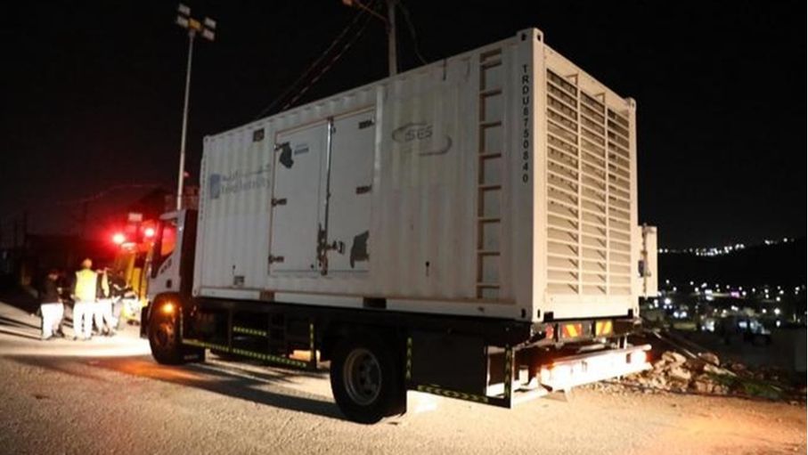 كهرباء اربد تتعامل مع أضرار فنية لحقت بشبكة الكهرباء في بلدة جحفية