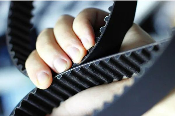 الصين تفرض رسومًا لمكافحة الإغراق على منتجات كندية ويابانية
