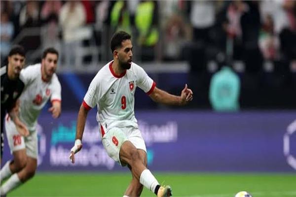 علي علوان يدخل التاريخ بأول أهداف الأردن في كأس العالم