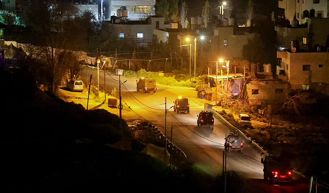 استشهاد فتى برصاص الاحتلال في نابلس وسط حملة اعتقالات بالضفة