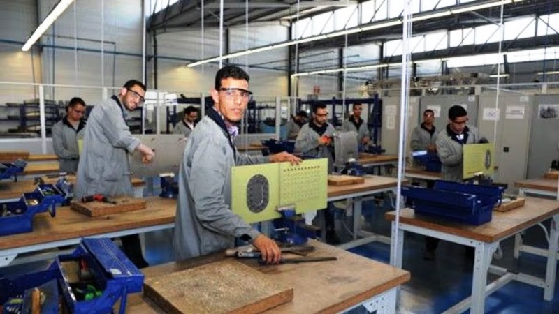 الموت يهدد المقاولات الصغرى في عهد حكومة رجال الأعمال