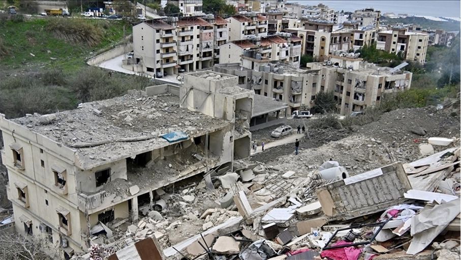 استشهاد 3 لبنانيين بينهم طفل بالغارة الإسرائيلية في الجنوب