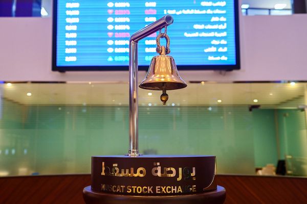 مؤشر بورصة مسقط يغلق منخفضًا بنسبة 0.48 بالمائة