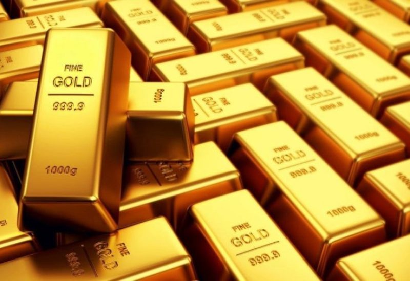 الذهب يتراجع ويتجه لخسارة أسبوعية