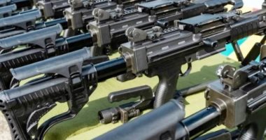 إعادة التسلح.. جيش الدومينيكان يتسلم شحنة أسلحة لتعزيز الجاهزية القتالية