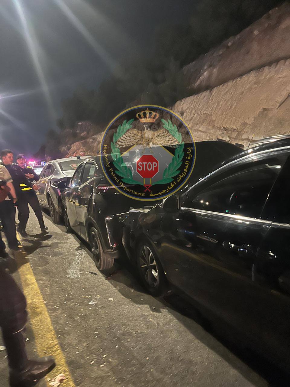 9 إصابات بحادث تصادم 6 مركبات على طريق إربد