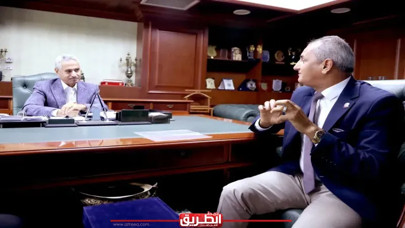 محافظ بني سويف يلتقي المدير التنفيذي لاتحاد الكرة ويبحث دعم أنشطة الرياضة