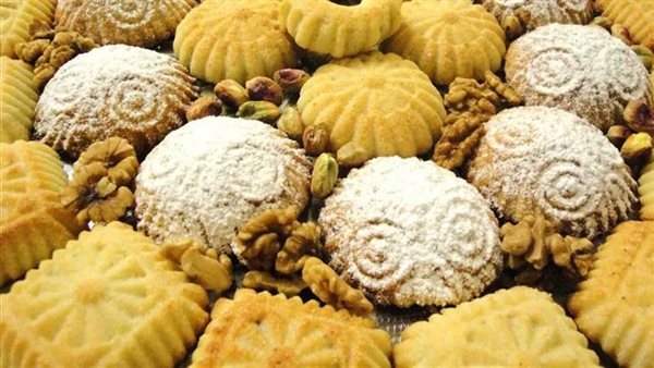معهد التغذية: كعك العيد "قنبلة سعرات" تهدد الصحة في صمت