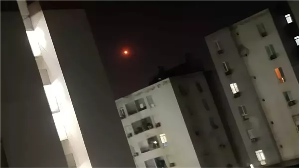انفجارات غامضة في جزيرة قشم وبندر عباس وسط صمت إيراني رسمي