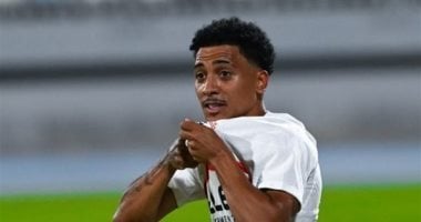 معتمد جمال يجرى 3 تغييرات بين شوطى مباراة الزمالك وسموحة