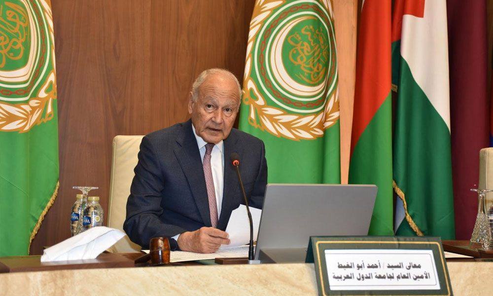 أمين الجامعة العربية يدين الهجمات الإيرانية على الإمارات ويطالب بإيقاف فوري للتصعيد