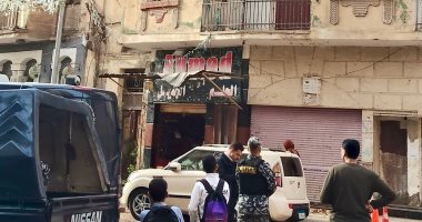 انهيار سور عقار بدمنهور يسفر عن تحطم سيارة ملاكى