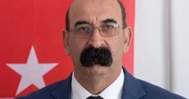 شارب استثنائى يمنح سياسى تركى شهرة عالمية لافتة