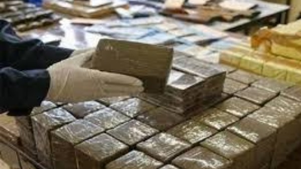 افطر ومزاجك عندنا.. منشور يروج لبيع المخدرات بالجيزة والأمن يتحرك