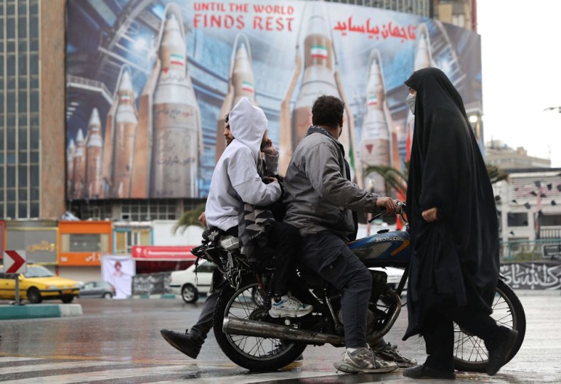 إيران تقرر زيادة الأجور رغم استمرار الهجوم الإسرائيلي الأمريكي