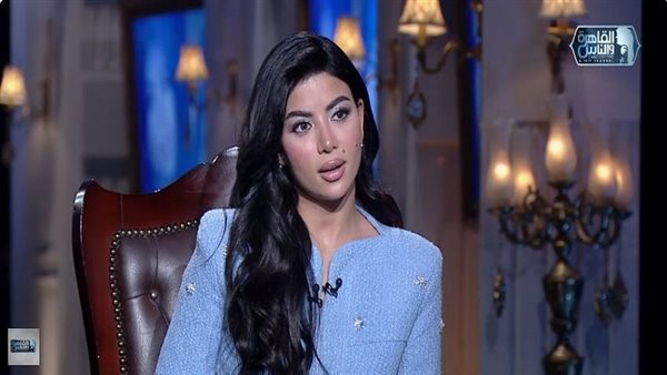 أول تعليق من كارولين عزمي على ارتباطها بـ «العوضي»|فيديو
