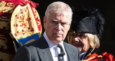 الحكومة البريطانية تدرس تشريعا لمنع أندرو من تولي العرش نهائيا