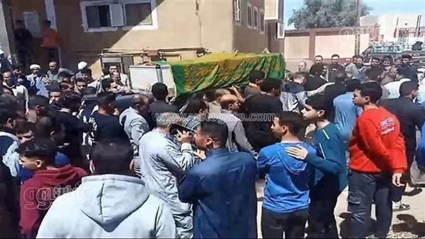 أنهى حياة زوجته وانتحر، جنازتان مهيبتان لزوجين بعد واقعة مأساوية بإحدى قرى الزقازيق