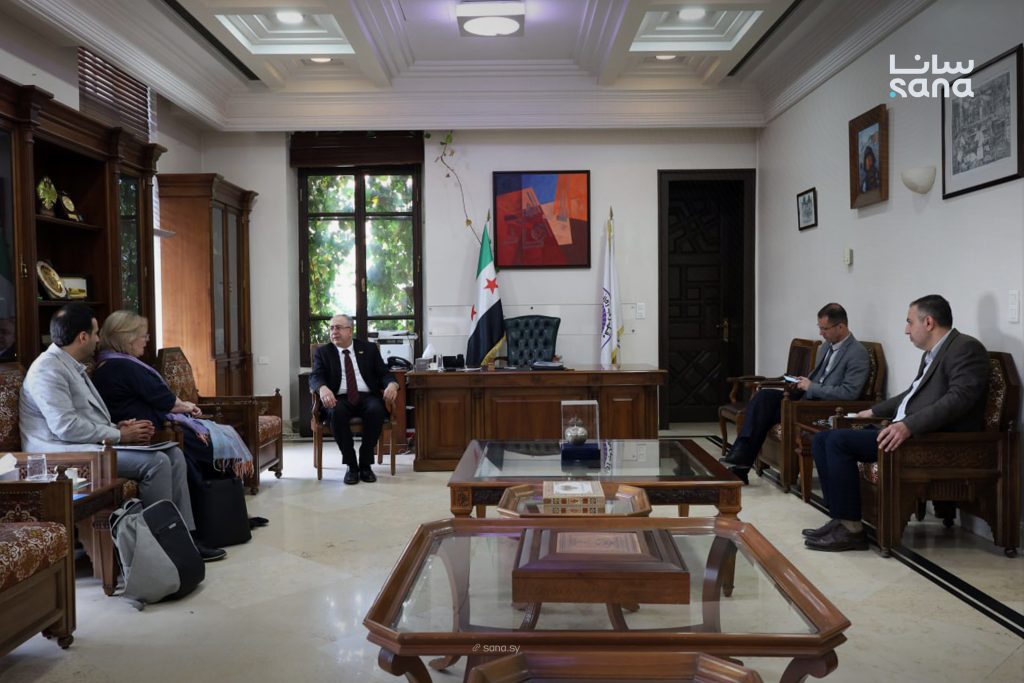 جامعة دمشق والوكالة الفرنسية للتعاون التقني الدولي تبحثان دعم الكليات الطبية