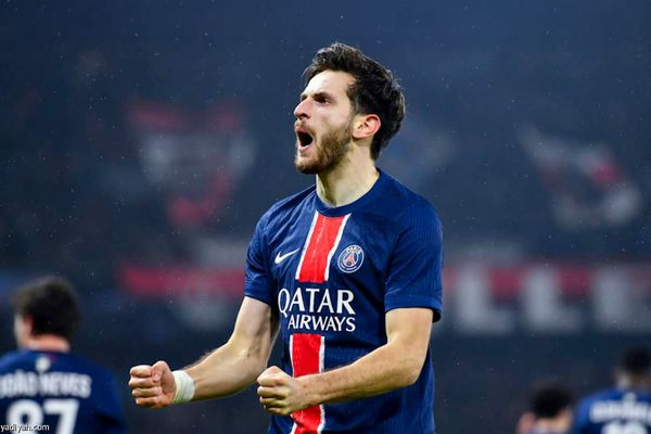 كفاراتسخيليا يفوز بجائزة أفضل لاعب في دوري أبطال أوروبا لهذا الموسم، والتركي أردا جولر أفضل لاعب صاعد