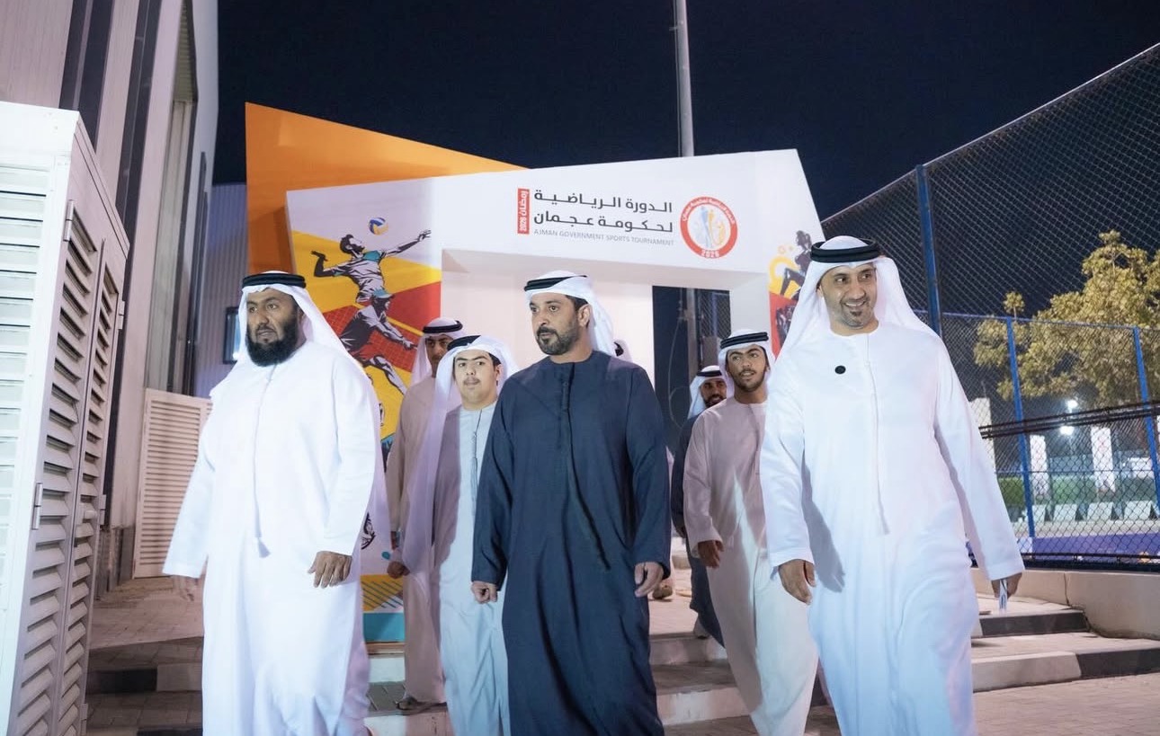 عبدالعزيز بن حميد يشهد انطلاقة النسخة السادسة من الدورة الرياضية لحكومة عجمان 2026