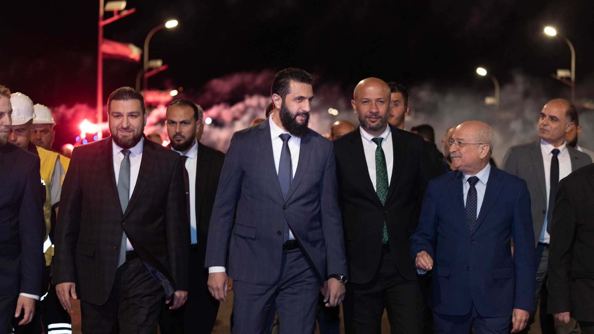 الشرع يفتتح جسر الرستن بعد انتهاء أعمال صيانته ( فيديو )