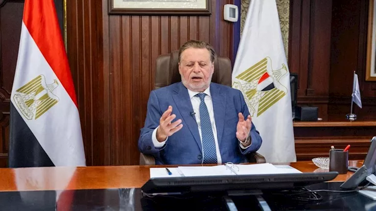 محافظ المركزي المصري ونظيره التركي يرأسان اجتماع المجموعة التشاورية ا