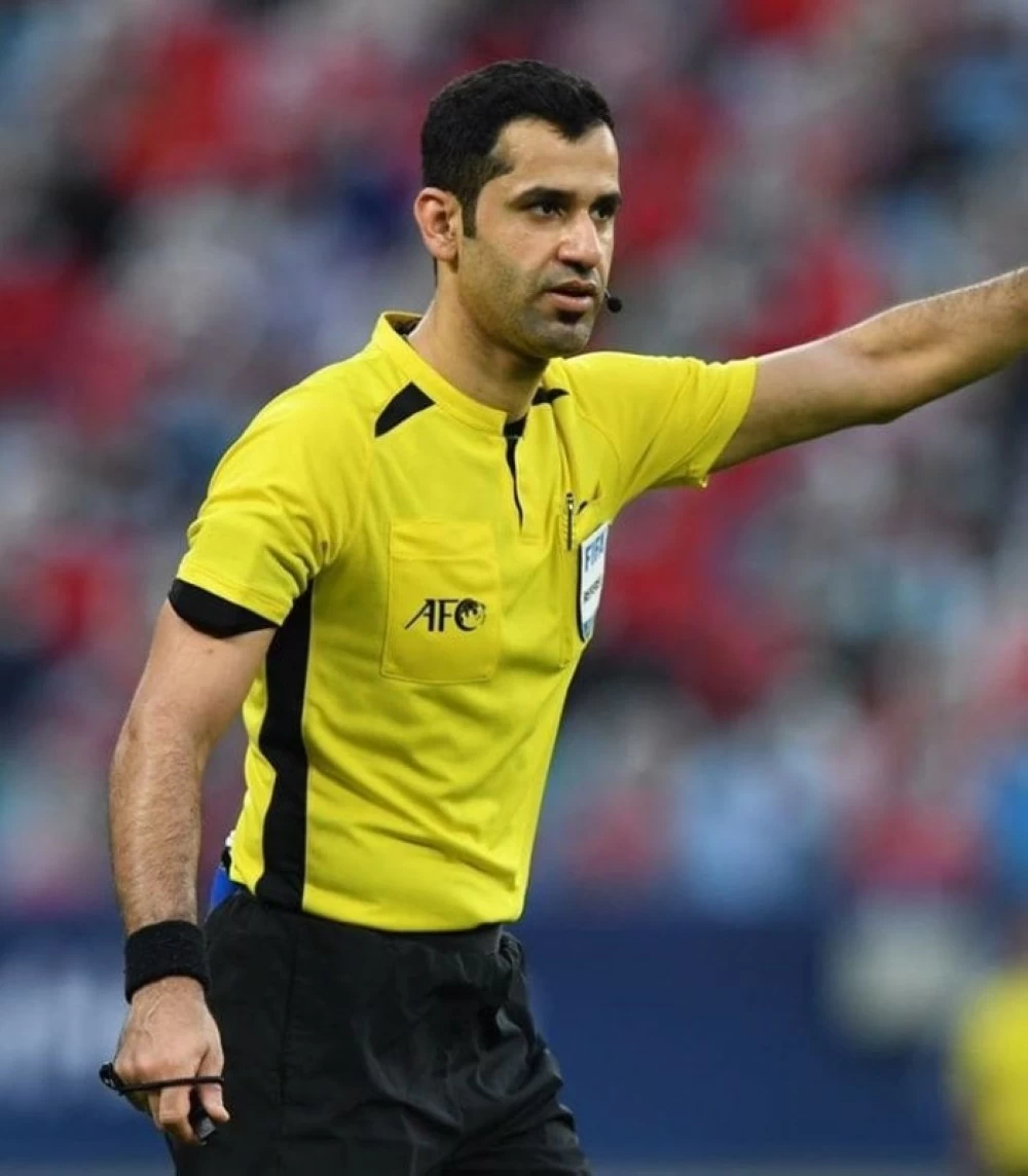 لأول مرة في التاريخ.. حكام آسيا يديرون مباريات الدوري الأوروبي