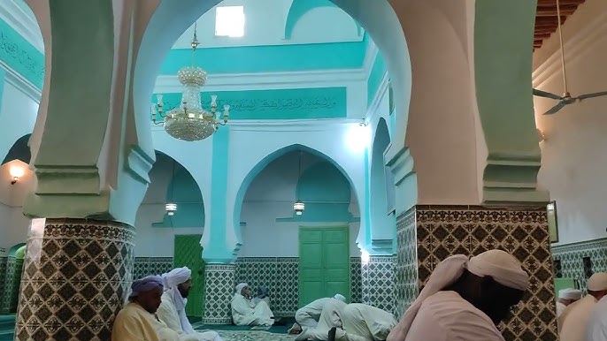 تعتبر الأكثر تأثيرا في القارة السمراء.. الزاوية التيجانية بالجزائر تدين محاولات إسرائيل استقطاب مشايخ مسلمين من إفريقيا