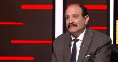 طارق فهمي: حصار أمريكا لموانئ إيران يكلفها مبالغ طائلة تصل لمليار دولار يوميا