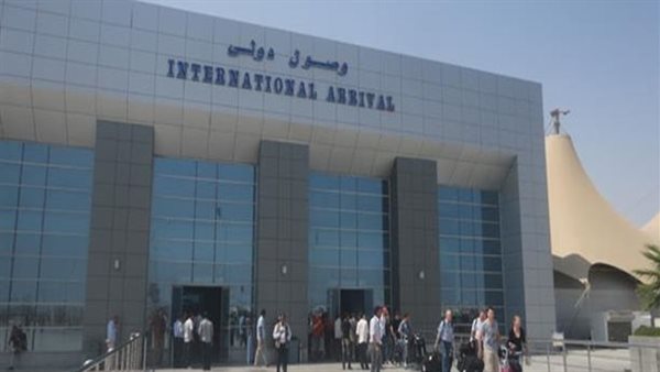 مطار الغردقة يطبق منظومة ذكية لتنظيم حركة المركبات وتحقيق سيولة مرورية