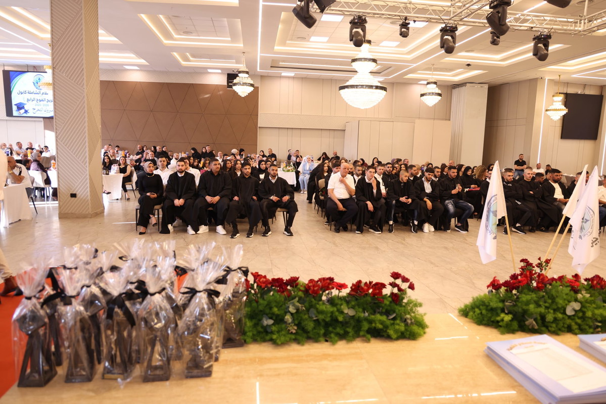 مدرسة السلام الشاملة- كابول تحتفل بتخريج الفوج الرابع من طلبة الثاني عشر في أجواء مميزة