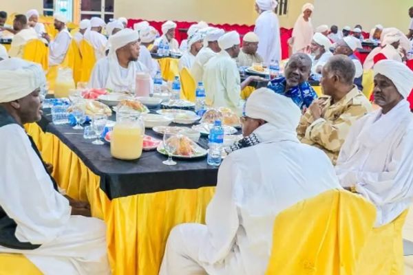 150 ألف مستفيد من برنامجي خادم الحرمين لتوزيع التمور وتفطير الصائمين في السودان
