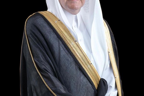 أمير الشرقية: العلم السعودي يتضمن دلالات رفيعة تجسد قيم العدل والتوحيد والقوة