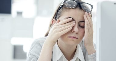 التهاب المعدة المناعي الذاتي.. مرض صامت يبدأ بنقص الحديد وفيتامين B12