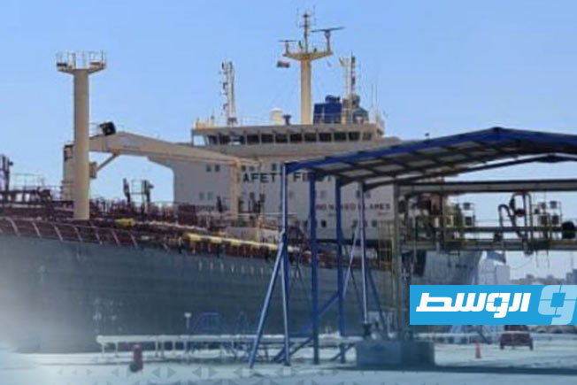 وصول ناقلة بنزين إلى طرابلس لتلبية ارتفاع الطلب خلال عيد الأضحى