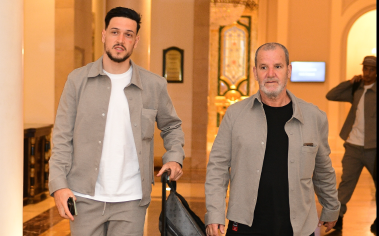 بالصور.. اتحاد العاصمة يصل إلى القاهرة تحسبا للمباراة الحاسمة أمام الزمالك