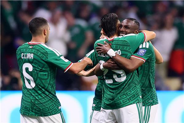 كأس العالم 2026| المكسيك يضرب الإكوادور بثنائية في الشوط الأول
