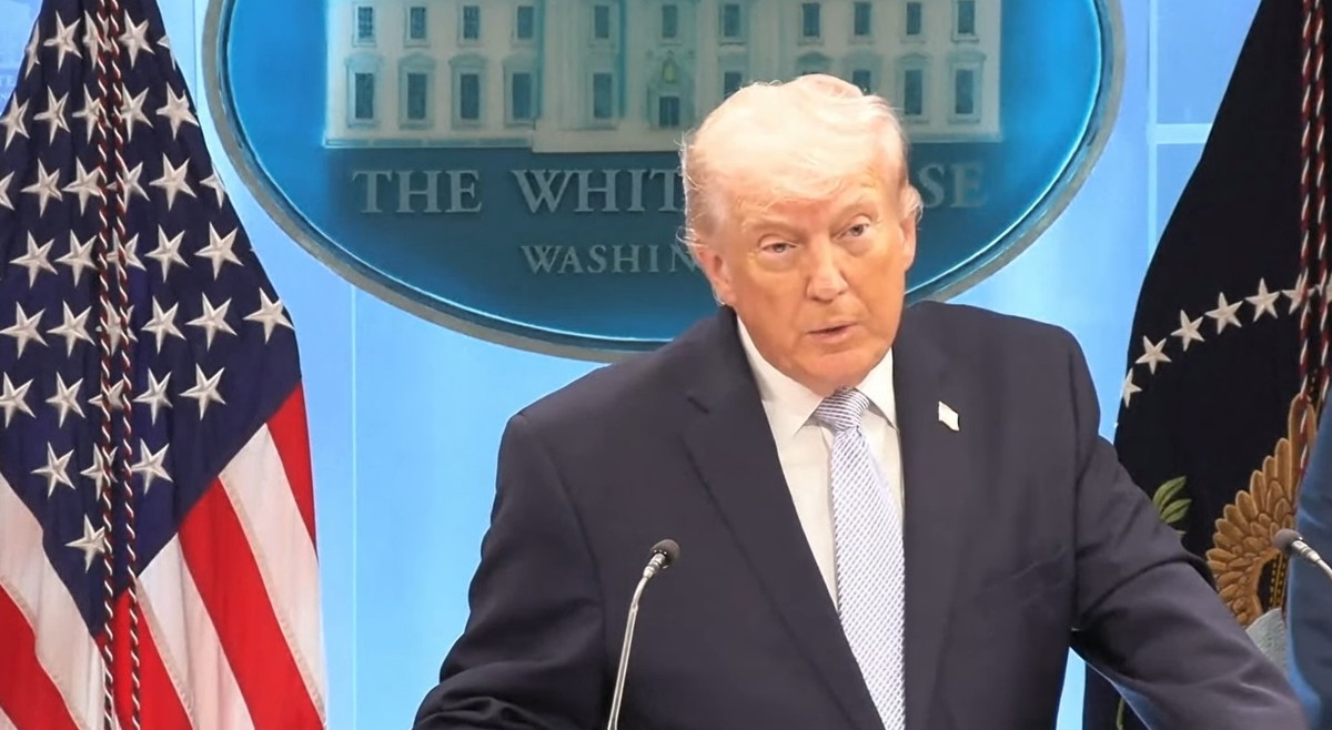 ترامب يلوح بتدمير إيران خلال ليلة واحدة: تفاصيل إنقاذ جنديين أميركيين وتهديد بإعادتها إلى "العصر الحجري"