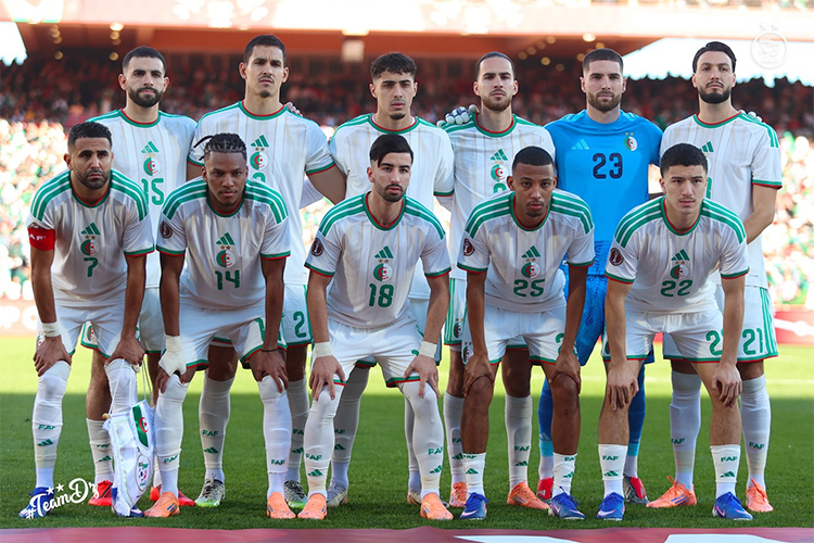 المنتخب الجزائري من دون مدافع أيمن في تربص مارس