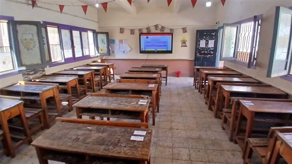 محافظ الإسكندرية يعلن جاهزية 333 لجنة لاستقبال 111 ألف طالب بالشهادة الإعدادية