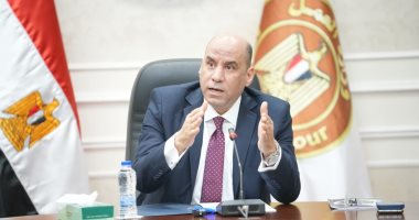 وزير العمل يجرى حركة تغيير لـ 17 قيادة بالوزارة والمديريات بالمحافظات